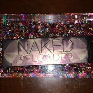 Urban Decay Naked Reloaded eyeshadow palette